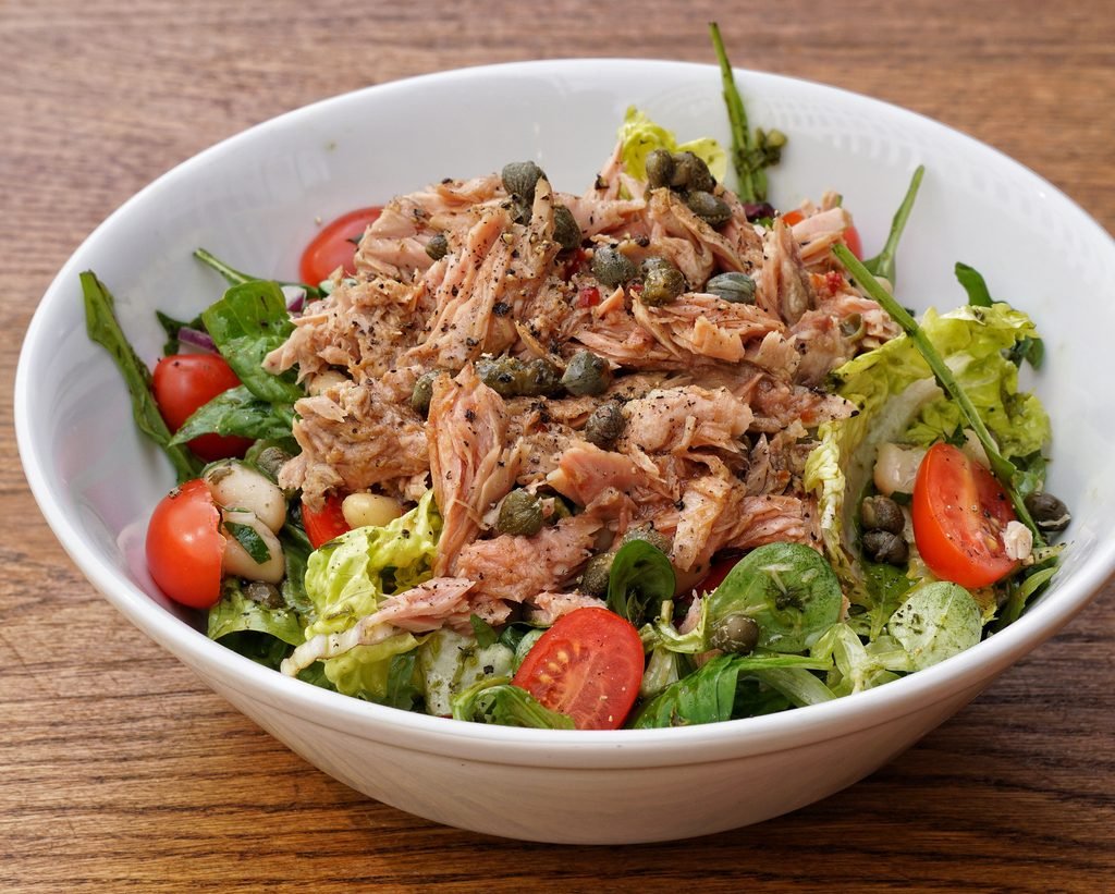 High-Protein Tuna & White Bean Mediterranean Salad for Women Over 40