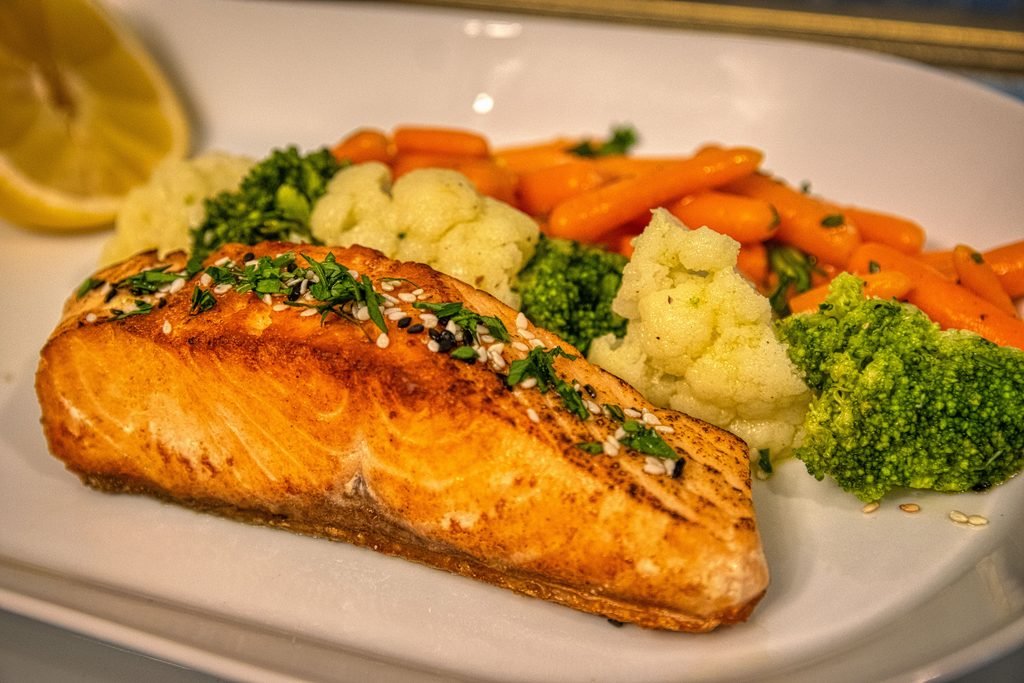 High-Protein Baked Salmon with Roasted Vegetables for Women Over 40